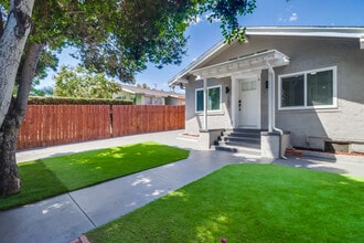 3080 Island Ave in San Diego, CA - Building Photo - Building Photo