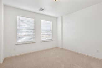 8316 E County Rd 113 in Midland, TX - Building Photo - Building Photo