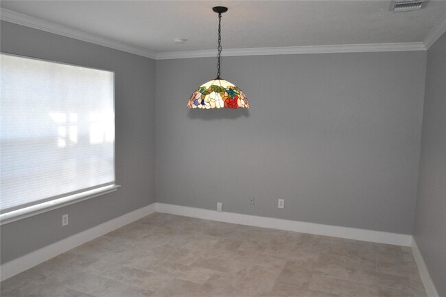 1623 Stonehaven Village Cir