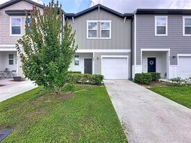 927 Reserve Pl in Davenport, FL - Building Photo
