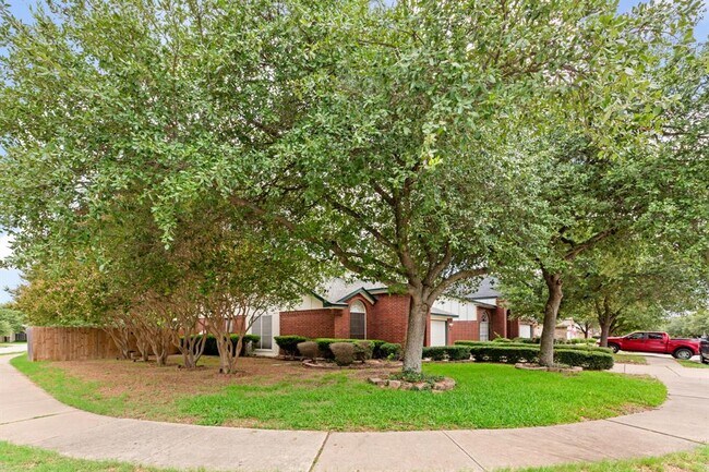 3301 Texas Topaz Dr in Austin, TX - Building Photo - Building Photo