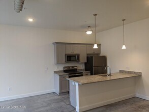 12 White St in Cohoes, NY - Building Photo - Building Photo