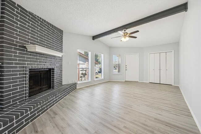702 Rollingway Dr in Round Rock, TX - Building Photo - Building Photo