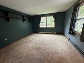 85 Vergason Ave in Norwich, CT - Building Photo - Building Photo