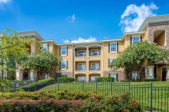 Cottonwood Reserve in Charlotte, NC - Foto de edificio - Building Photo