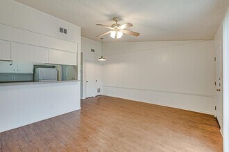 612 W 51st St in Austin, TX - Building Photo - Building Photo