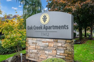 Oak Creek in Vancouver, WA - Building Photo - Building Photo