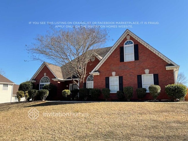 property at 302 Grandiflora Dr