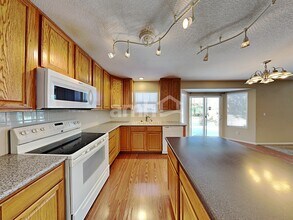 23955 E Arizona Pl in Aurora, CO - Building Photo - Building Photo