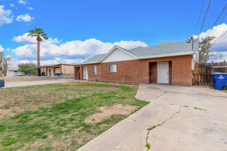 1973 E Don Carlos Ave in Tempe, AZ - Building Photo - Building Photo