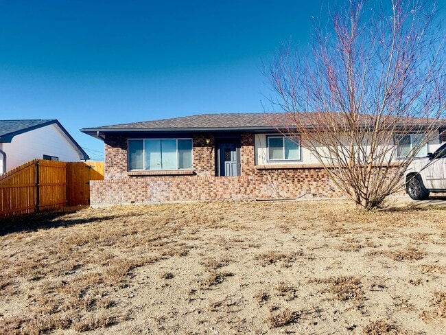 property at 1419 Buena Vista St