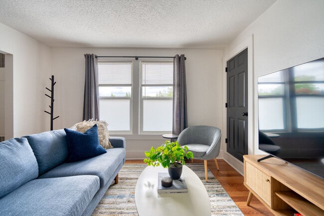 2114 E Burnside St, Unit SI ID1612026P