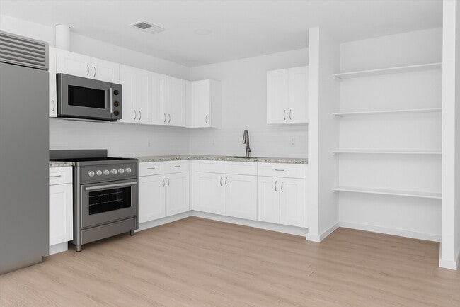 16016 Green Manor Dr in Humble, TX - Foto de edificio - Building Photo