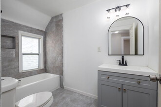 614 E Euclid St in Detroit, MI - Building Photo - Building Photo