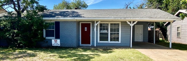 1828 E 1st St in Lubbock, TX - Building Photo - Building Photo