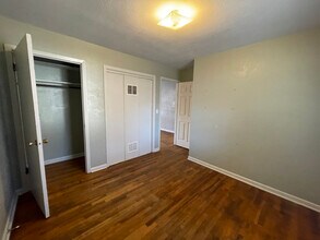 414 E Madison St in Pittsburg, KS - Building Photo - Building Photo