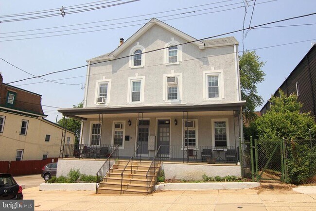property at 3505-7 Bowman St