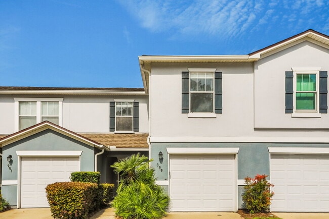 property at 899 Black Cherry Dr S