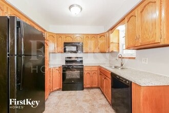 117 Baker St in Buckner, MO - Building Photo - Building Photo