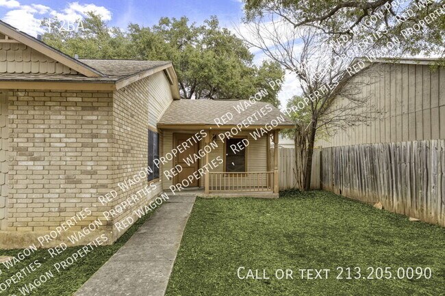 9439 Charter Point in San Antonio, TX - Building Photo - Building Photo