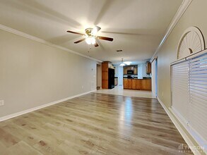 10323 Frog Pond Dr in Riverview, FL - Building Photo - Building Photo