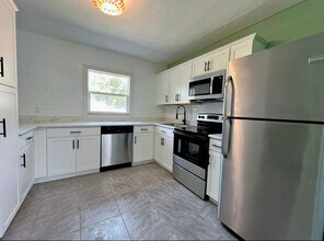 707 E Spruce St in Tarpon Springs, FL - Building Photo - Building Photo