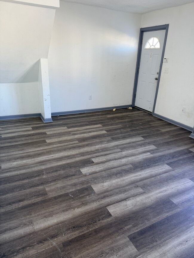 43 Cowles St, Unit 1 in Hartford, CT - Building Photo - Building Photo