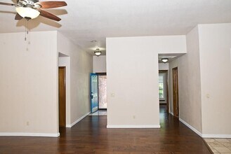 608 Coopers Hawk Dr in Norman, OK - Building Photo - Building Photo
