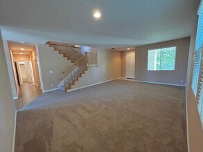 6001 Jefjen Way in Elk Grove, CA - Building Photo - Building Photo