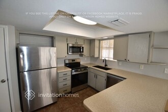 3150 W Christy Dr in Phoenix, AZ - Building Photo - Building Photo