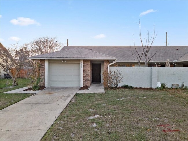 property at 5852 Shale Ct