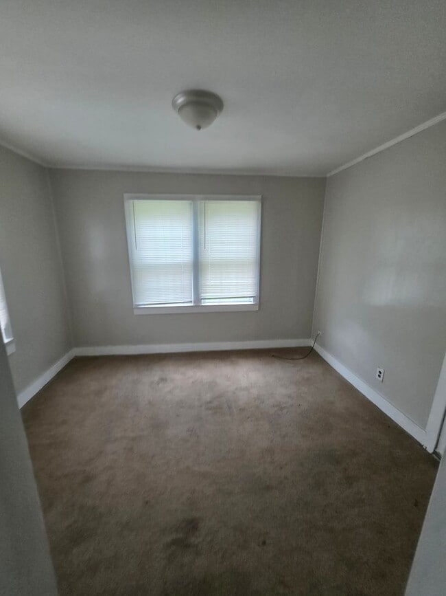 320 Ruby St in Darlington, SC - Foto de edificio - Building Photo