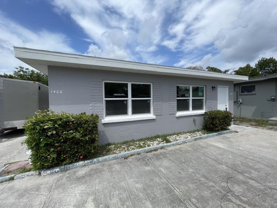1462 Grove St in Clearwater, FL - Building Photo