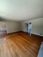 7808 Crown Top Rd in Louisville, KY - Building Photo - Building Photo