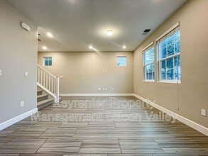 24216 Nora Cir in Hayward, CA - Building Photo - Building Photo