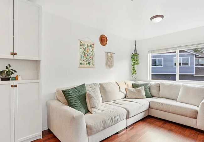 18775 137th St SE in Monroe, WA - Foto de edificio - Building Photo