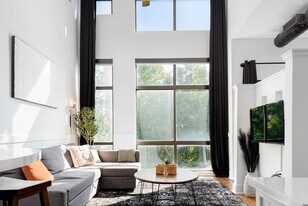 700 N Graham St in Charlotte, NC - Building Photo