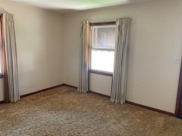 710 E 4th St in Hastings, NE - Building Photo - Building Photo