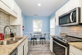 198 Wesley Harris Cir in Greensboro, NC - Foto de edificio - Building Photo