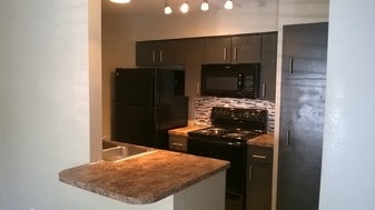 Verano at the Heights Apartments