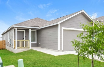 15344 Fulling Ml in San Antonio, TX - Building Photo - Building Photo
