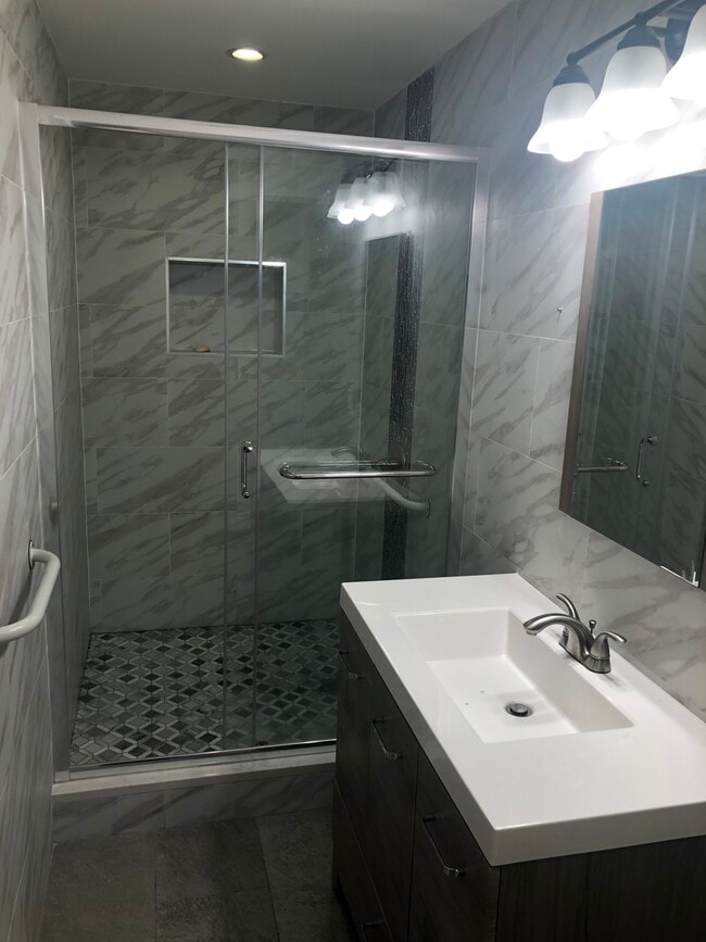 97 Lafayette Ave in Staten Island, NY - Building Photo - Building Photo