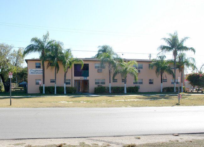 Driftwood Apartments in Homestead, FL - Building Photo - Building Photo