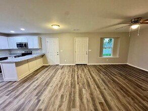 4651 W Franciscan Trail in Fayetteville, AR - Building Photo - Building Photo
