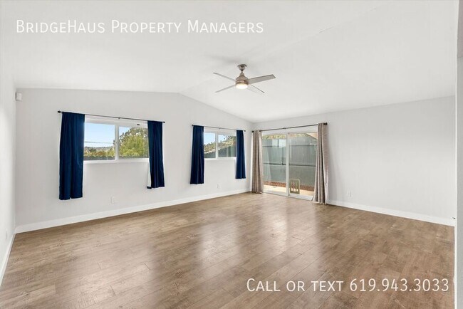 2022 Terraspiro Ave in Spring Valley, CA - Building Photo - Building Photo