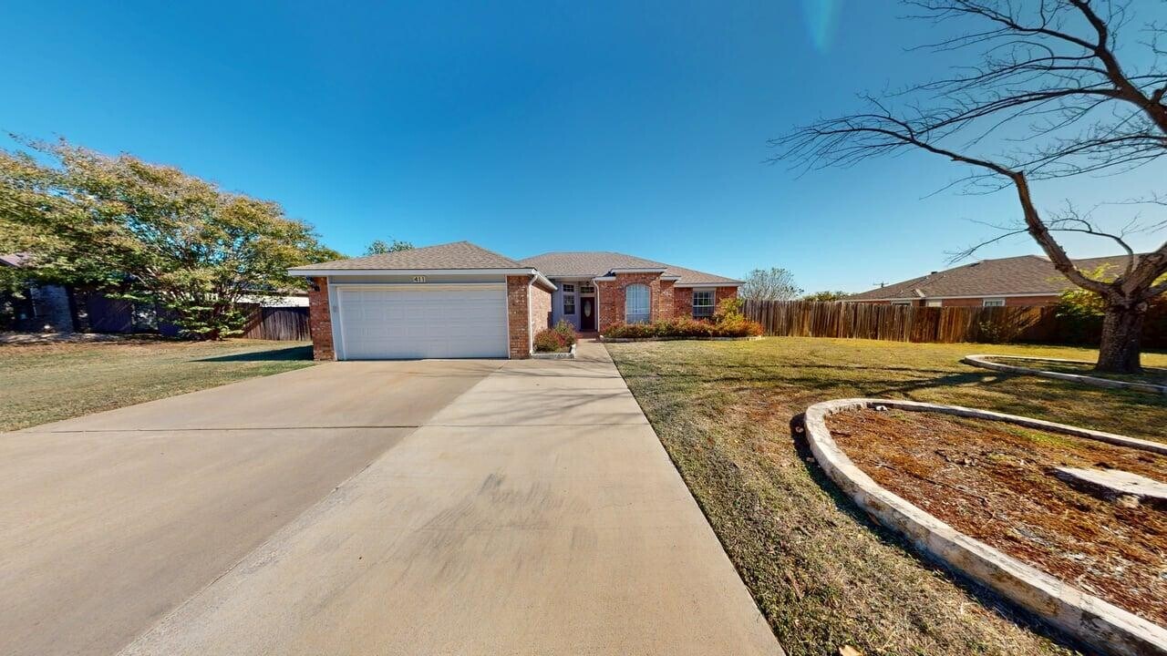 411 Tomahawk Dr in Harker Heights, TX - Building Photo