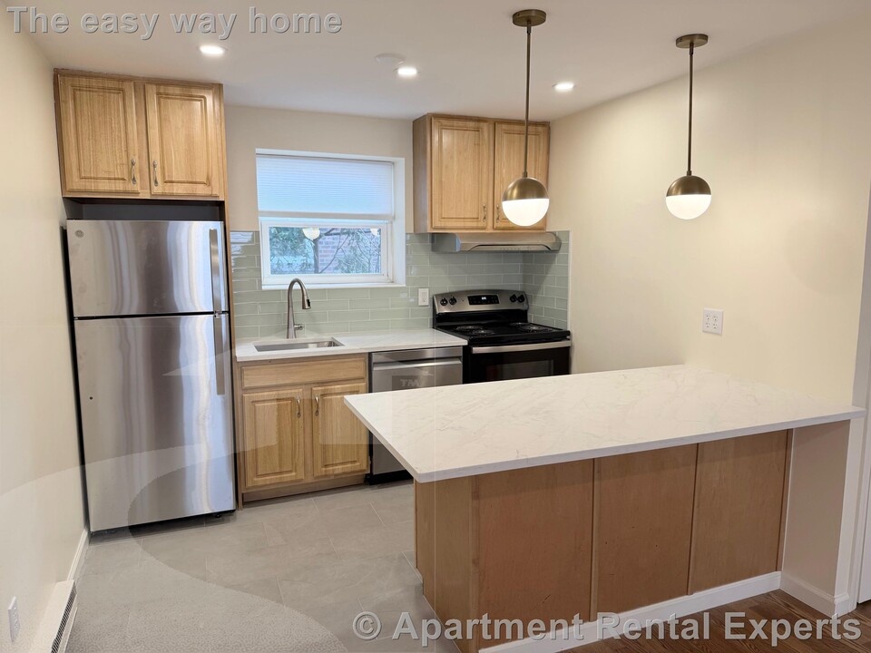 104 Trowbridge St, Unit #3 in Cambridge, MA - Foto de edificio