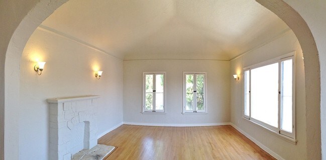 1618 Hauser Blvd in Los Angeles, CA - Building Photo - Building Photo