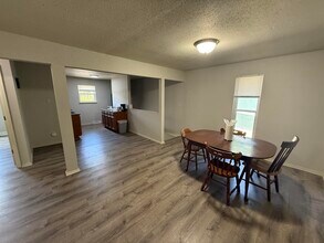 207 Wheaton Ct in Columbia, MO - Building Photo - Building Photo