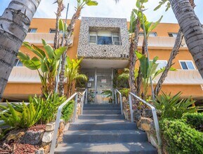 336 S. Alexandria Ave in Los Angeles, CA - Building Photo - Building Photo